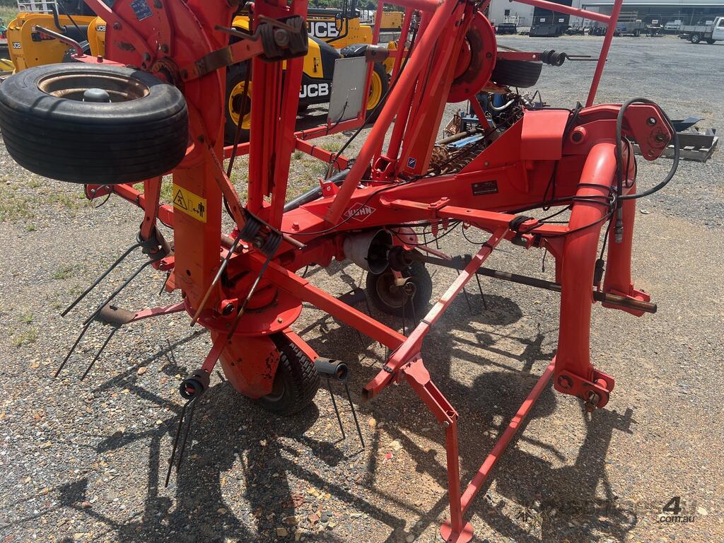 Used kuhn GF6052 Hay Rakes Tedders in PARKHURST, QLD