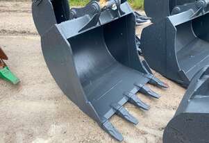 BRIAN SCOTT ENGINEERING UNUSED 8-10TON 900MM GP BUCKET FOR SALE