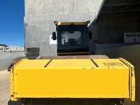 Bomag BW216D-5 Vibrating Roller Roller/Compacting - picture1' - Click to enlarge
