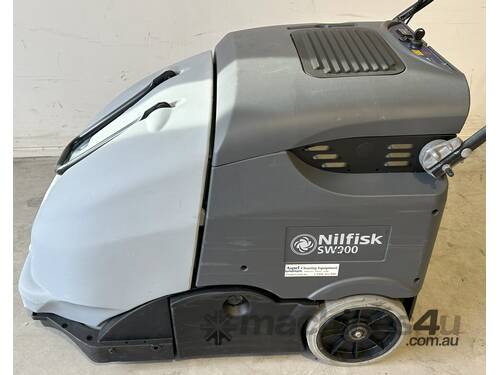 Nilfisk SW900 walk behind sweeper