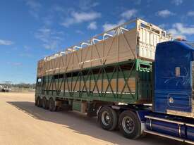 2011 Byrne Tri Axle Trailer Tri Axle Cattle Trailer - picture0' - Click to enlarge