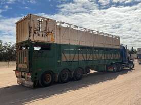 2011 Byrne Tri Axle Trailer Tri Axle Cattle Trailer - picture1' - Click to enlarge