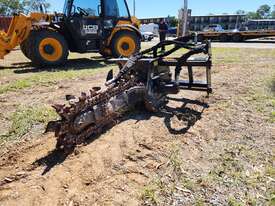 CAT Trencher Attachment T6B - picture2' - Click to enlarge