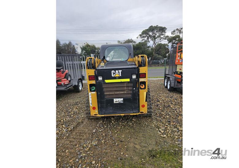caption Caterpillar 239D Tracked Skid Steer + 4in1 Bucket, Very Good Condition, Ready to Work!