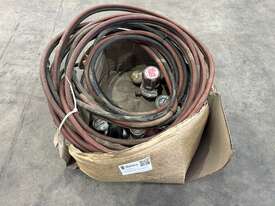 Oxy Acetylene Gauges and Hoses - picture0' - Click to enlarge