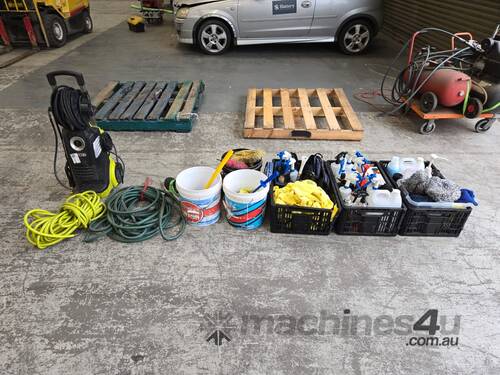 Lot of Motor Vehicle Detailing Equipment