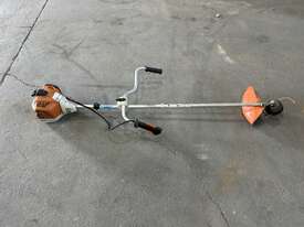 STIHL FS240 Brushcutter (Ex-Council) - picture0' - Click to enlarge