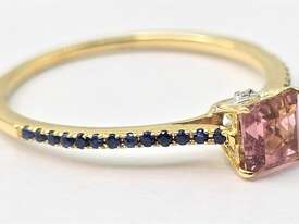 9CT YELLOW GOLD, DIAMOND, SAPPHIRE RING - picture1' - Click to enlarge
