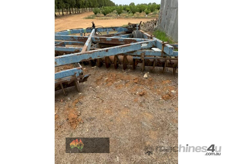 caption (8741) Grizzly Discs 26 Plate (Invergordon, VIC)