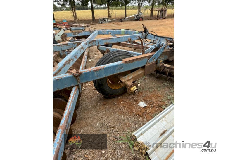 caption (8741) Grizzly Discs 26 Plate (Invergordon, VIC)