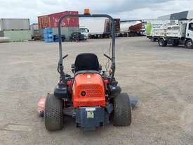 Kubota ZD 1221l-au - picture2' - Click to enlarge