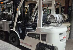 Nissan 2.5 Ton LPG Forklift | 4.3m Lift | All-Round Performer