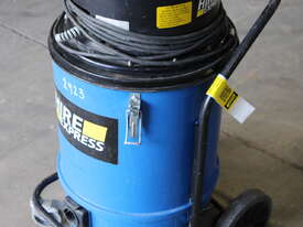 Blastrac Large Concrete Vacuum - picture2' - Click to enlarge