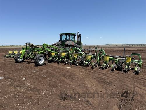 2015 BOSS 18M PRECISION VACUUM PLANTER
