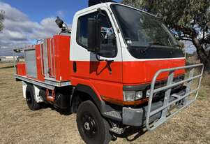 Mitsubishi Fuso Canter FG 4x4 Single Cab Traytop Firetruck. Ex NSW Rural Fire Service.