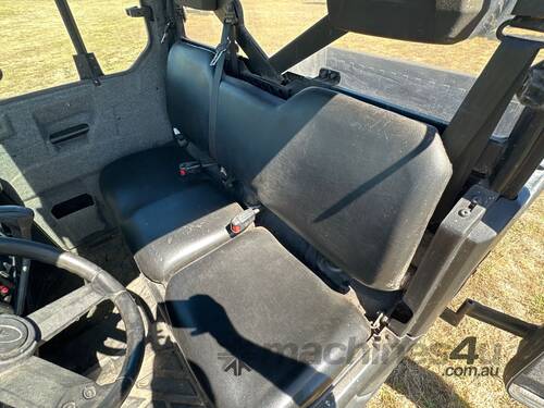 caption 2018 Polaris Ranger XP 1000 ATV 4WD