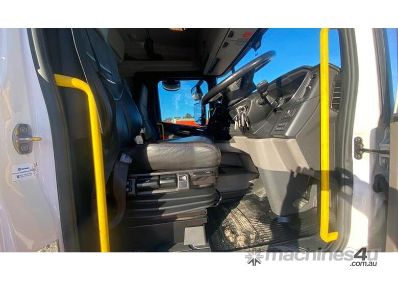 caption Scania R540