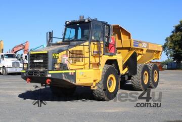 Komatsu 2017   HM300-2 Komatsu 2017   HM300-2