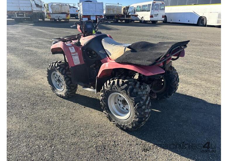 caption SUZUKI KINGQUAD MOTORBIKE