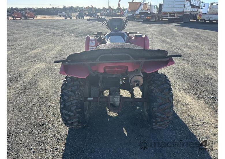 caption SUZUKI KINGQUAD MOTORBIKE