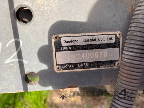 caption Daedong DK35 Tractor / Loader