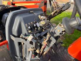 Daedong DK35 Tractor / Loader - picture2' - Click to enlarge