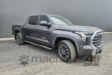 Toyota 2024   Tundra