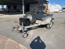 2006 Invader Trailers Single Axle Box Trailer - picture2' - Click to enlarge