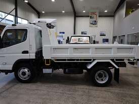 2025 Fuso Canter 815 - picture2' - Click to enlarge