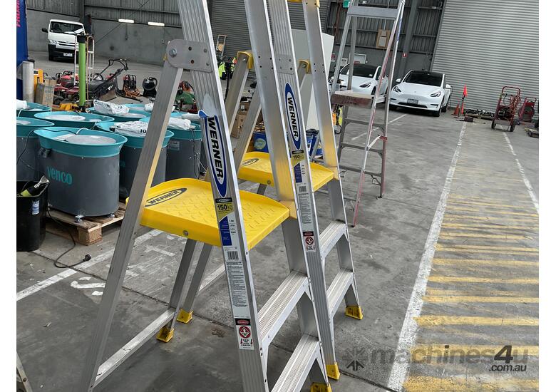 2x Werner Platform Ladders