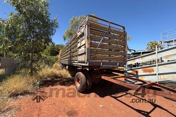 Blue cattle trailer - single dolly, single axle