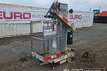 Haulotte 2012   QUICK UP 12DC