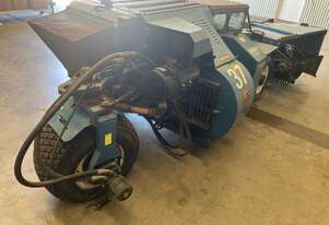 2015 Weiss McNair JD80LP Sweeper 2015 Weiss McNair JD80LP Sweeper