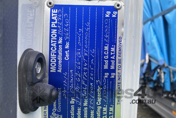 2008 Isuzu FTR900 Crane Truck (Table Top)