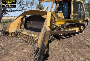 Komatsu D65EX-16 Dozer, new undercarriage, E.M.U.S MS1144
