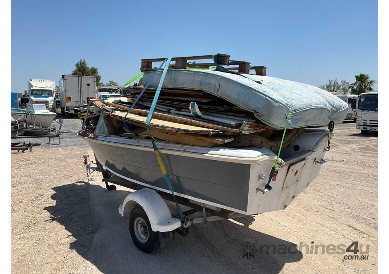 Unknown Single Axle Boat Trailer 