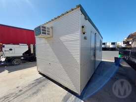 Unknown 6 X 3M - picture2' - Click to enlarge