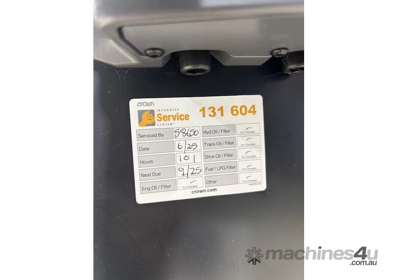 2021 Crown WAV60-118 Reach Truck (Stand on)