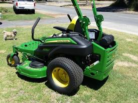 John Deere Zero Turn Mower Z915 AS NEW 3 hrs 2014 - picture0' - Click to enlarge