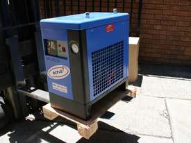 35CFM Compressed Air Refrigerated Dryer for removing water from compressed air - picture2' - Click to enlarge