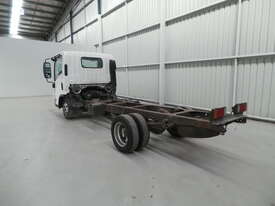 2008 Isuzu NLR200 Cab Chassis - picture1' - Click to enlarge