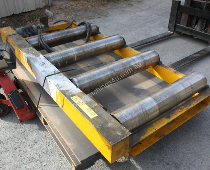 caption Industrial Powered Roller Conveyor .55kw 415KG