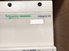 Schneider Electric Integral LD030 LD1/LD4/LD5+LB1  - picture0' - Click to enlarge