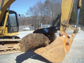 12-15T Excavator Thumb - picture0' - Click to enlarge