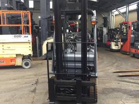 TOYOTA FORKLIFT 1.8 TON 4700MM LIFT SIDE SHIFT - picture1' - Click to enlarge