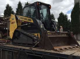 New holland track loader c227 - picture0' - Click to enlarge