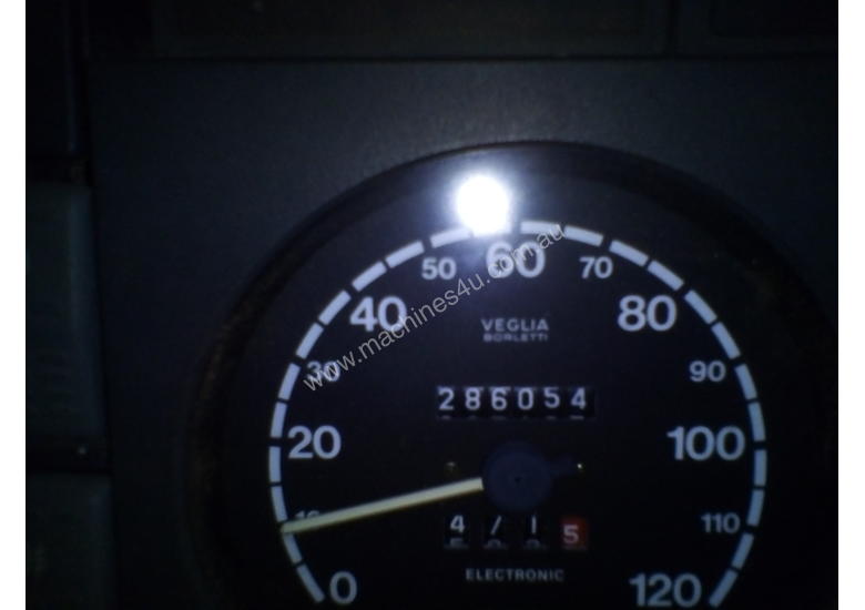 caption Iveco Eurocargo. 100E18