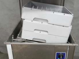 Washtech Pass Through Dishwasher M2 - picture1' - Click to enlarge