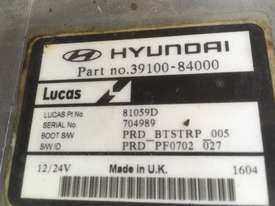 HYUNDAI  DIESEL MOTOR DONE ONLY 436 HOURS ( WITH HYDRAULIC PUMP ASSY) - picture1' - Click to enlarge
