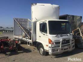 2003 Hino FD1J - picture0' - Click to enlarge